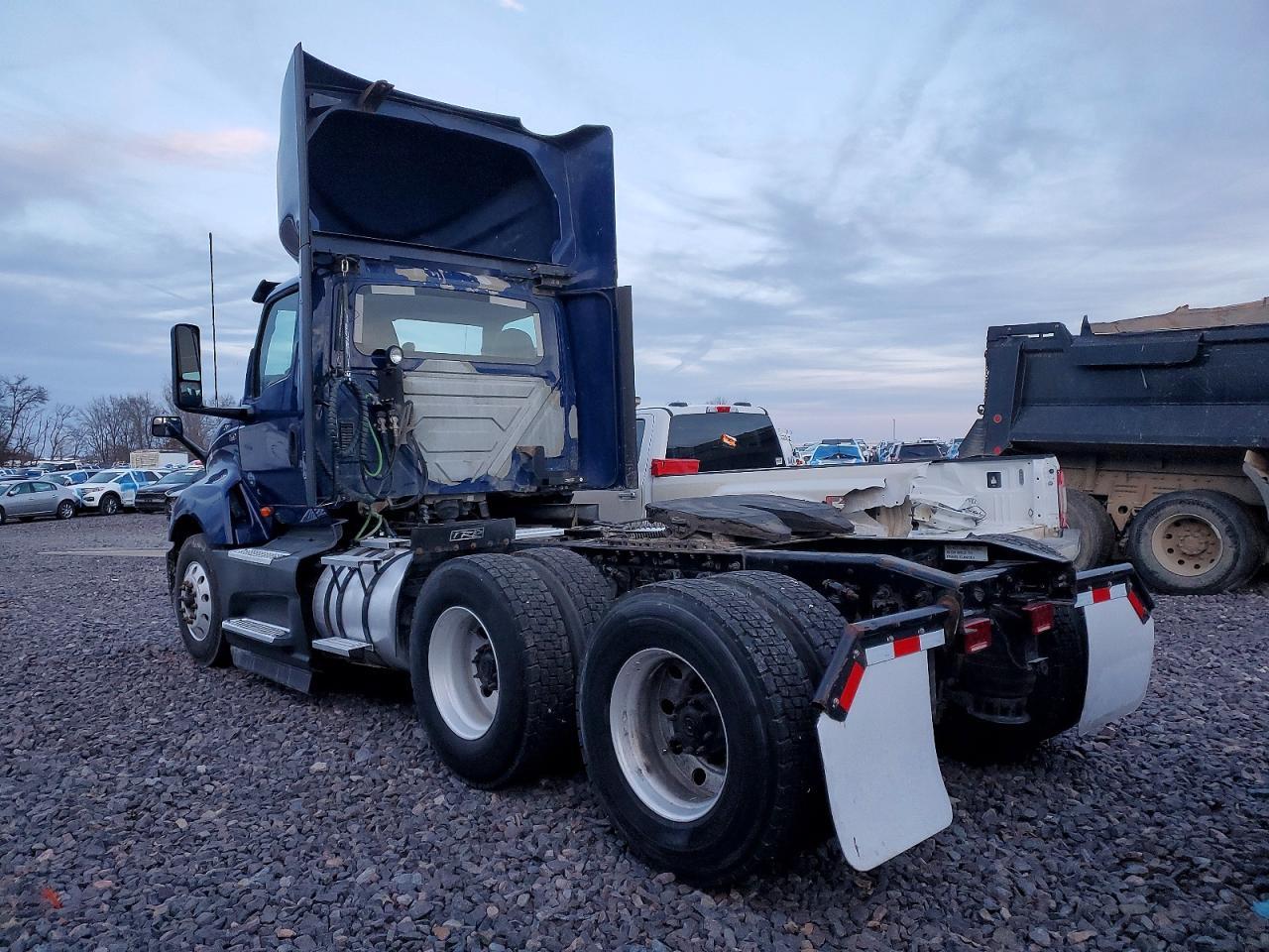 2020 International LT625 Semi Truck
