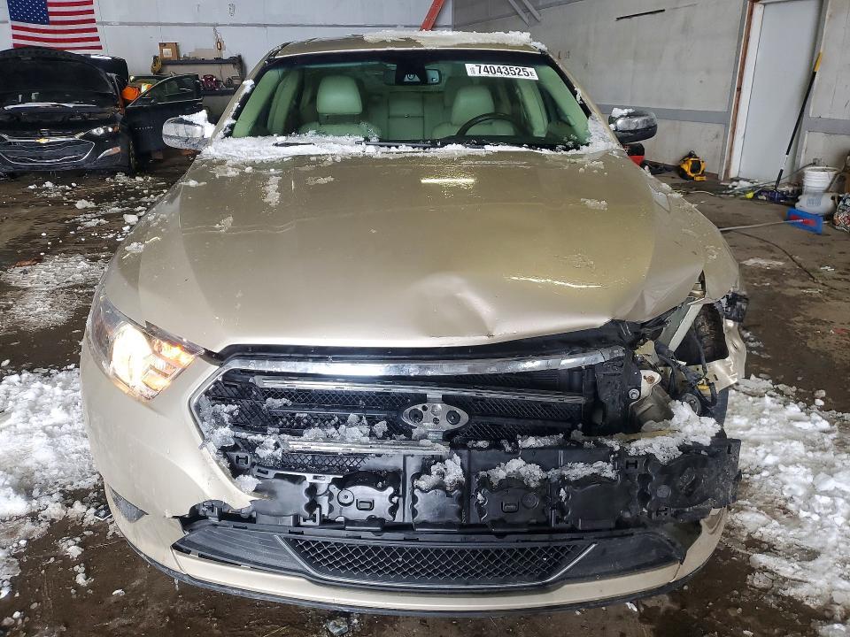 2018 Ford Taurus Limited