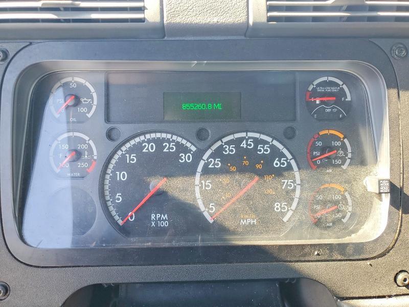 2016 Freightliner Cascadia 125 Semi Truck