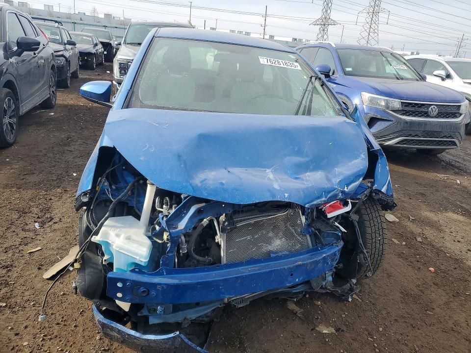 2012 Toyota Yaris le