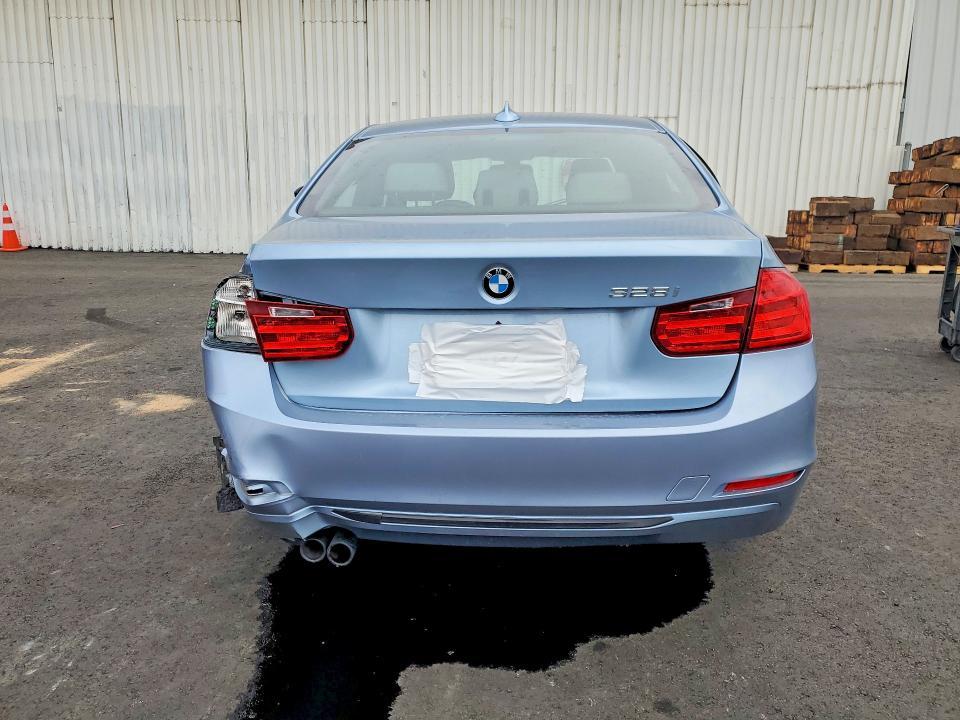 2013 BMW 328 i