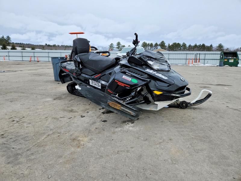 2019 Skidoo 2019 True RENEGADEENDRO900