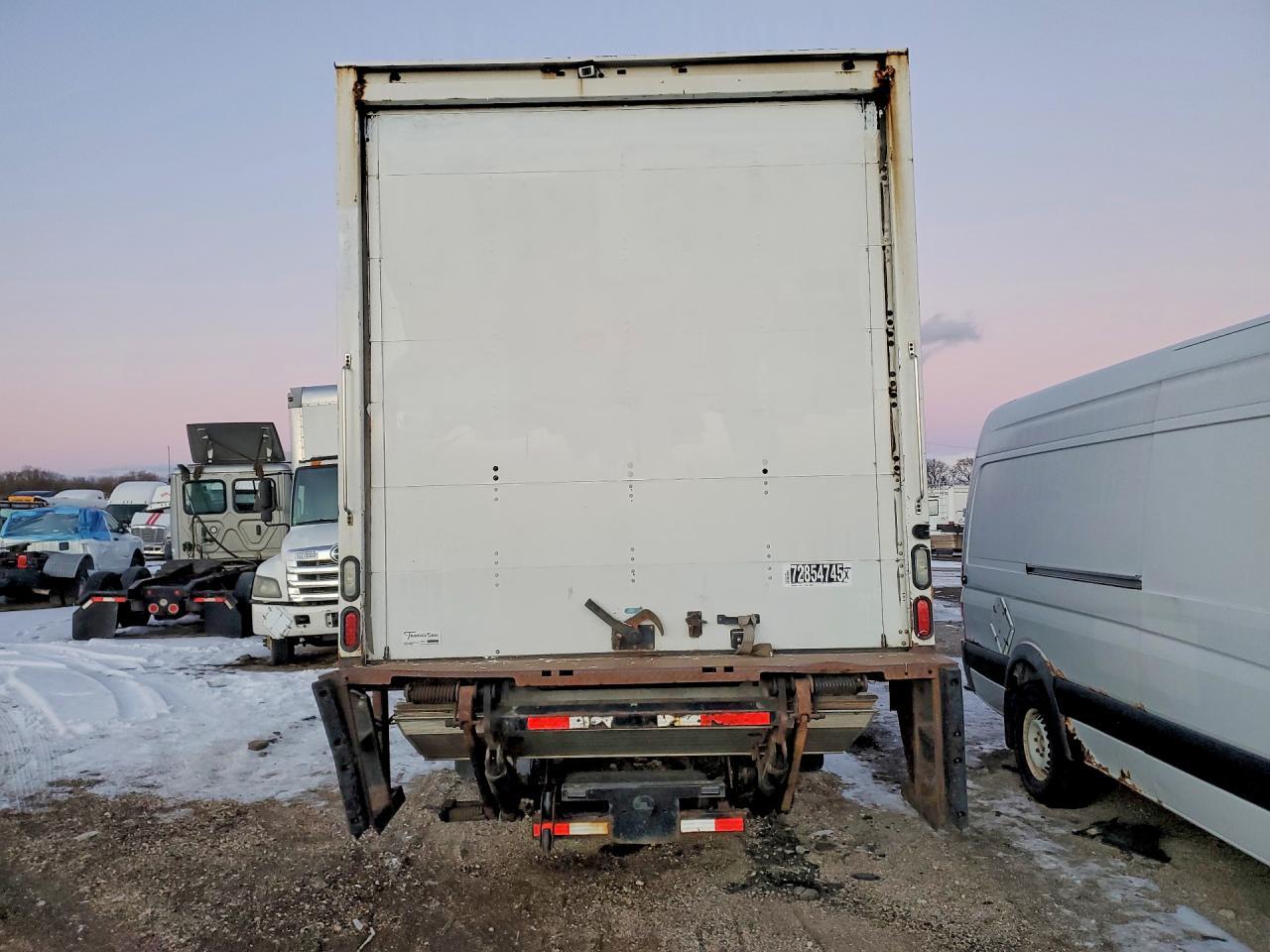 2016 Hino 338 BOX Truck