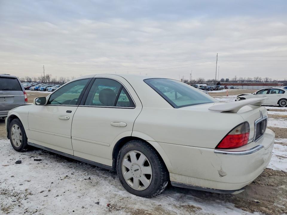 2003 Lincoln Townhouse LS