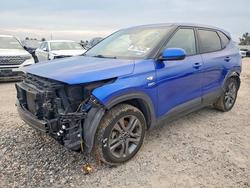 KIA Vehiculos salvage en venta: 2021 KIA Seltos lx