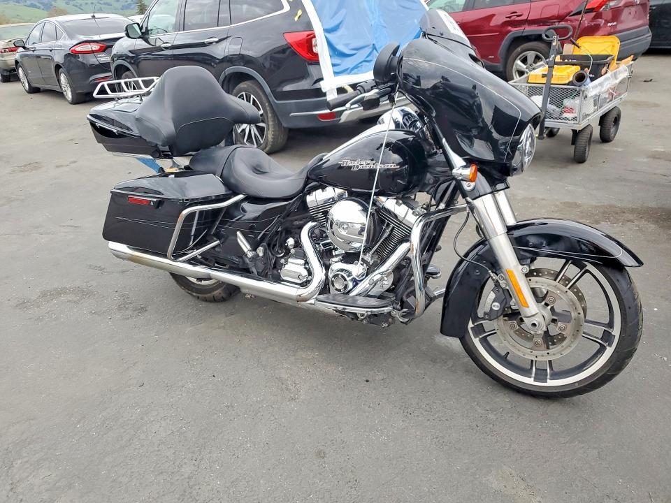 2015 Harley-Davidson Flhxs