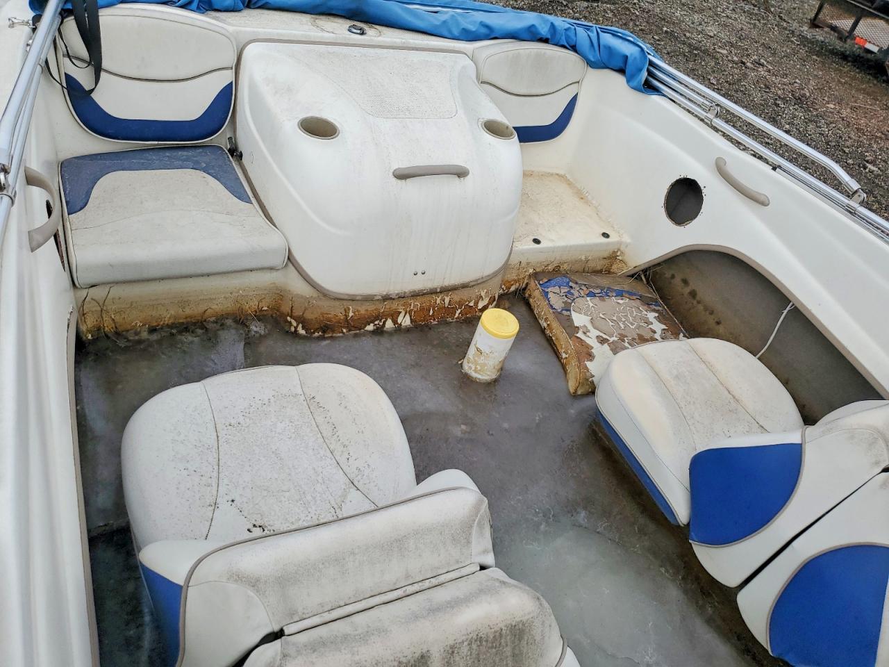 2004 Bayliner Boat