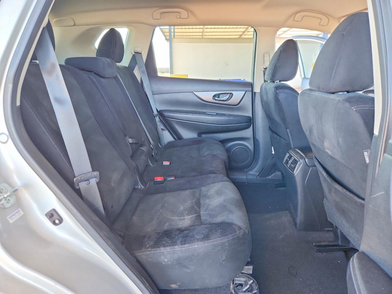 2014 Nissan Rogue sv