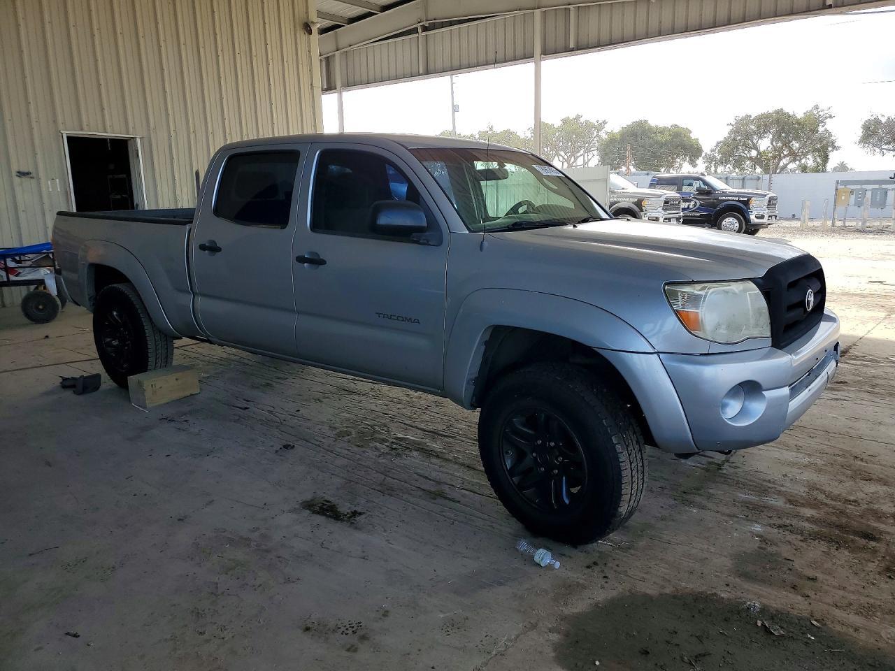2005 Toyota Tacoma Prerunner V6