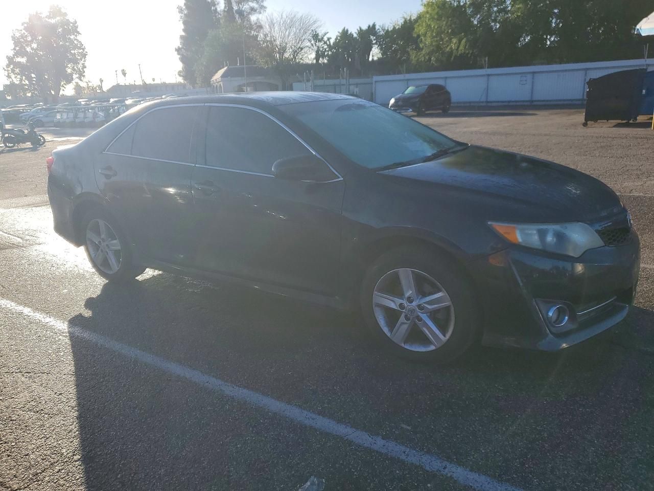 2014 Toyota Camry se
