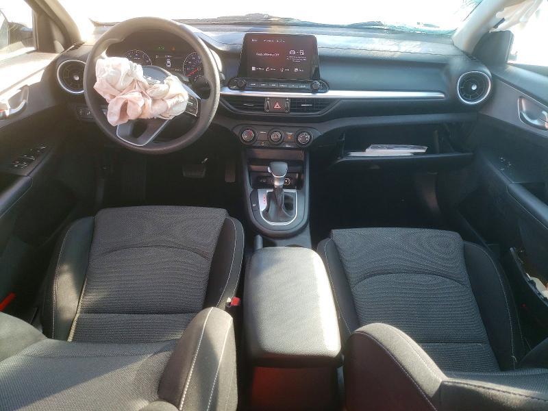 2022 KIA Forte fe