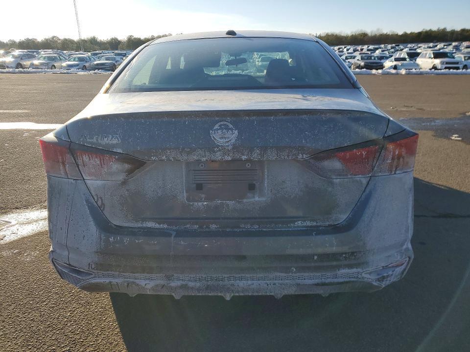 2025 Nissan Altima s