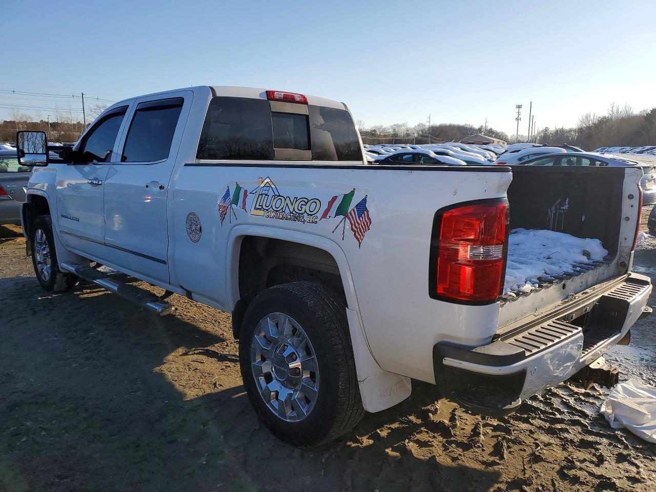 2016 GMC Sierra K2500 Denali