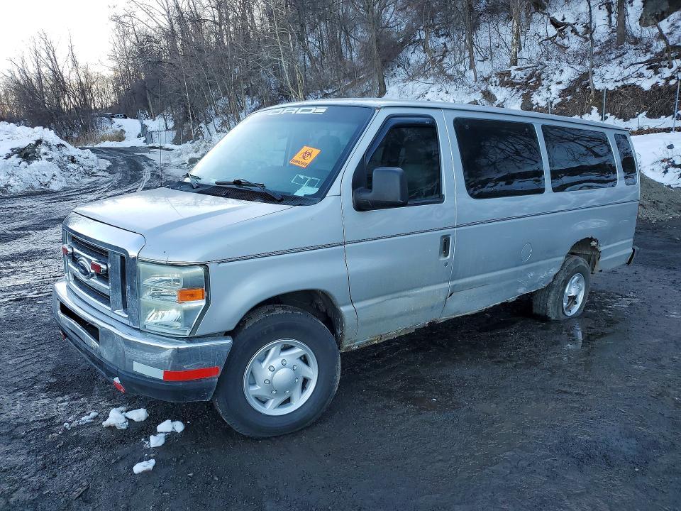 2009 Ford Econoline E350 Super Duty van