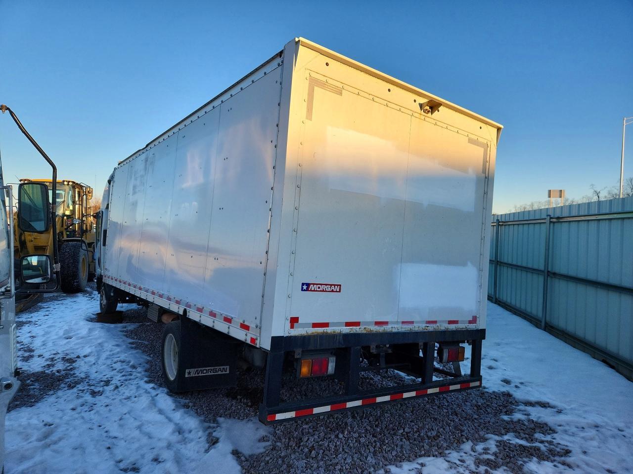 2022 Isuzu NPR HD BOX Truck