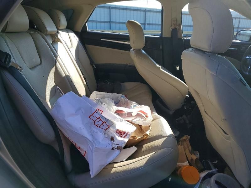 2018 Ford Fusion Titanium/platinum