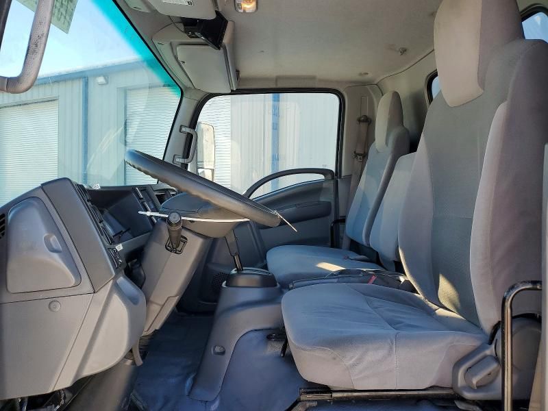 2018 Isuzu NRR Delivery Truck