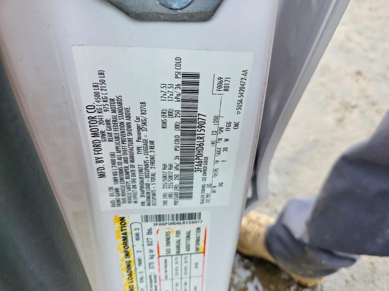 2020 Ford Fusion se