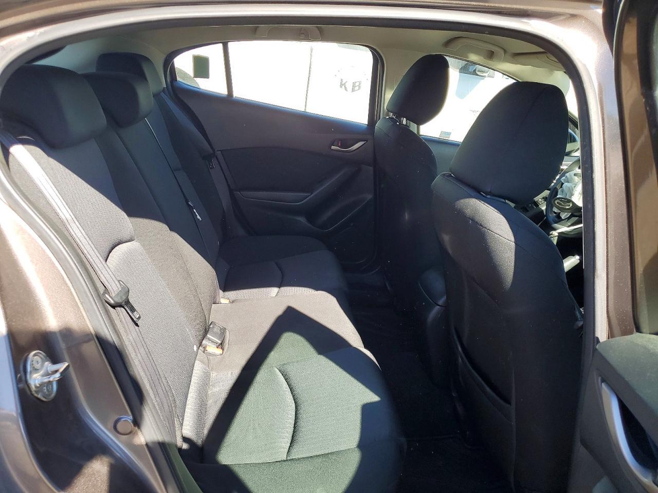 2015 Mazda 3 Sport