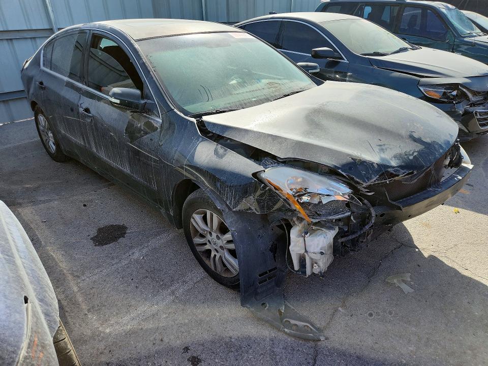 2011 Nissan Altima Base