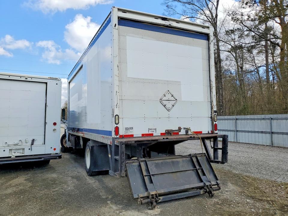 2015 Freightliner Business Class M2 box Truck