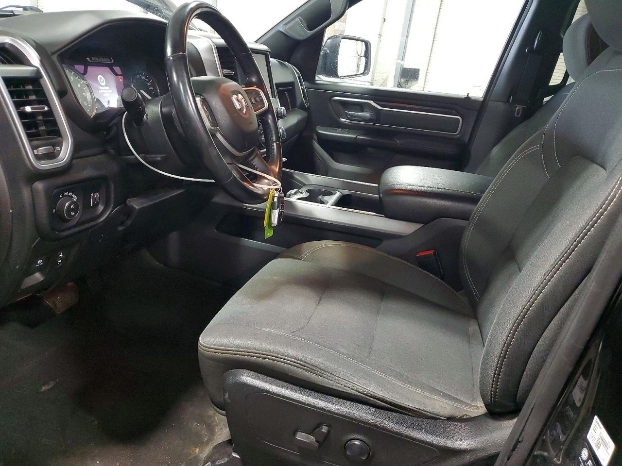 2022 Dodge Ram 1500 big Horn/lone Star