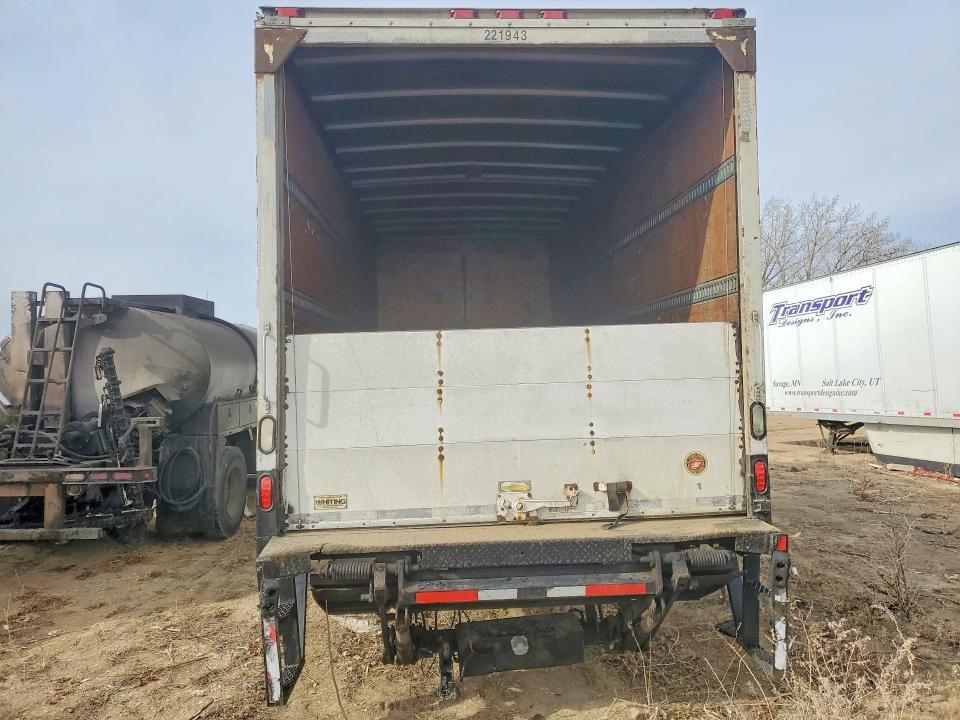 2019 Freightliner Business Class M2 box Truck