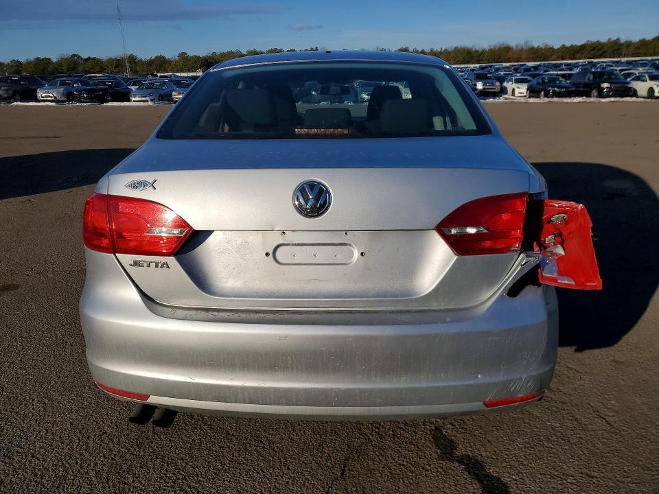 2014 Volkswagen Jetta Base