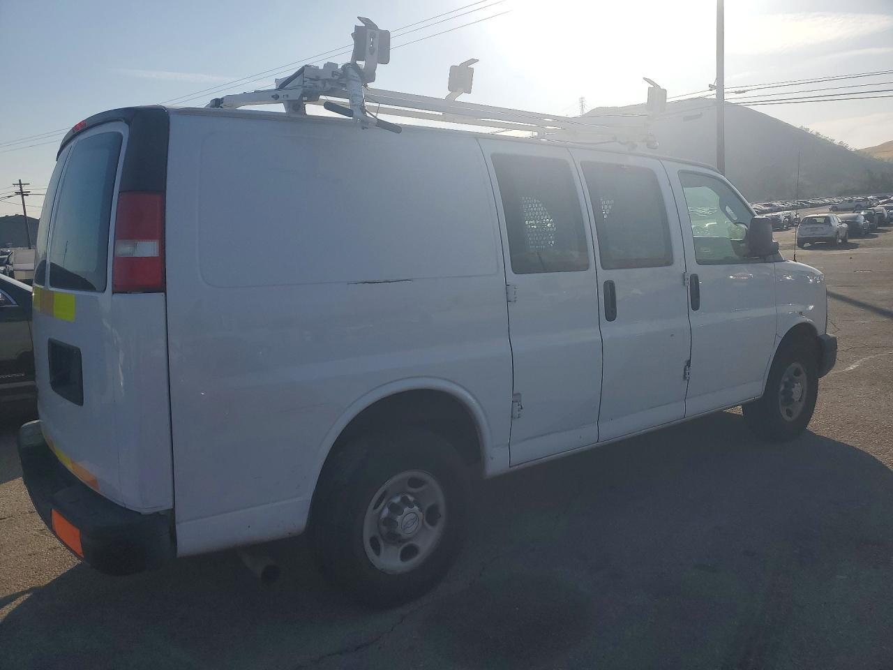 2016 Chevrolet Express 2500 Cargo Utility / Service Van