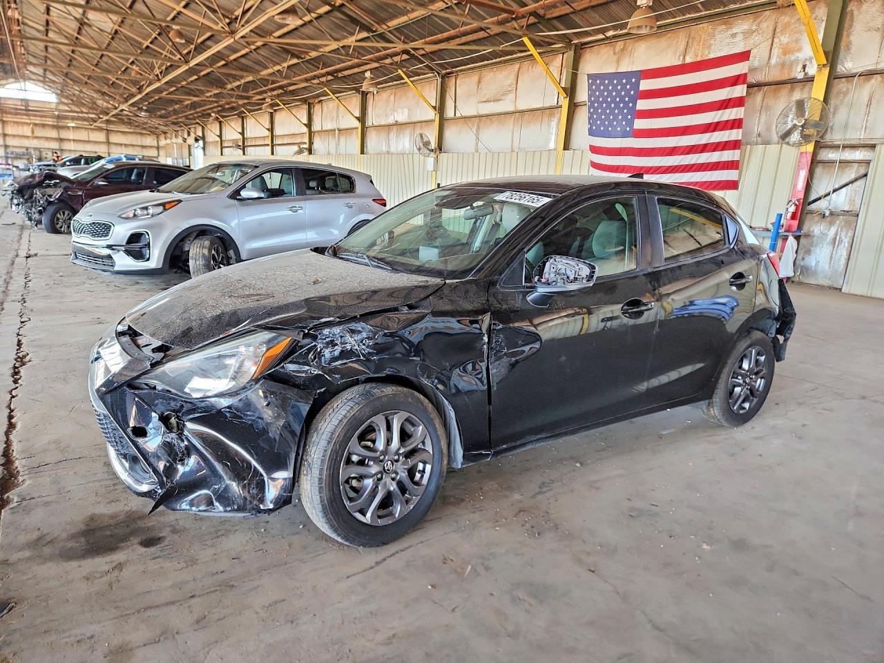 2020 Toyota Yaris Hatchback le