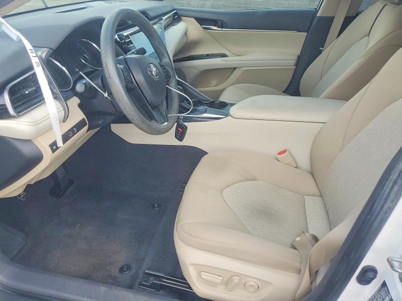 2019 Toyota Camry le