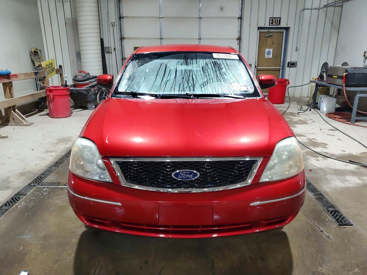 2005 Ford Five Hundred se