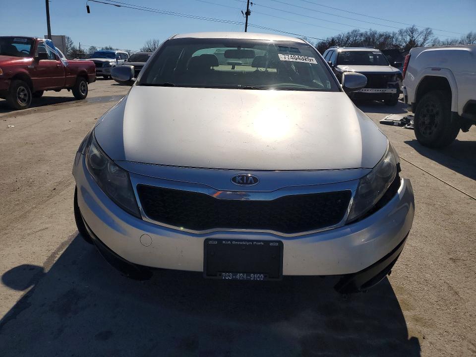 2011 KIA Optima lx