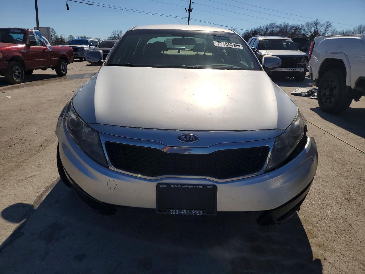 2011 KIA Optima lx