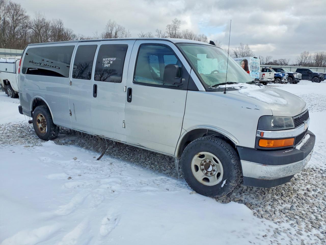 2019 Chevrolet Express G3500 LT