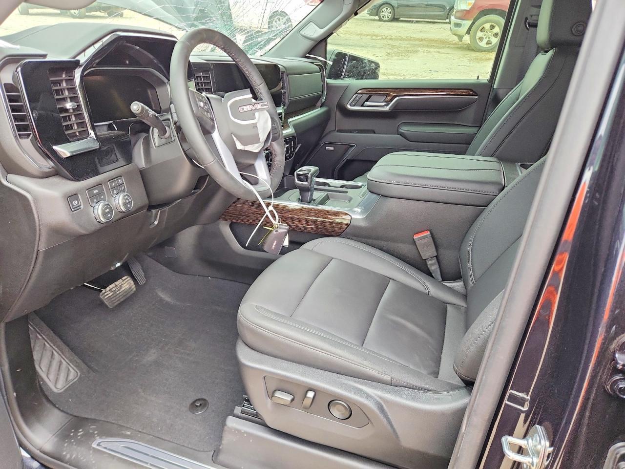 2026 GMC Sierra K1500 Elevation