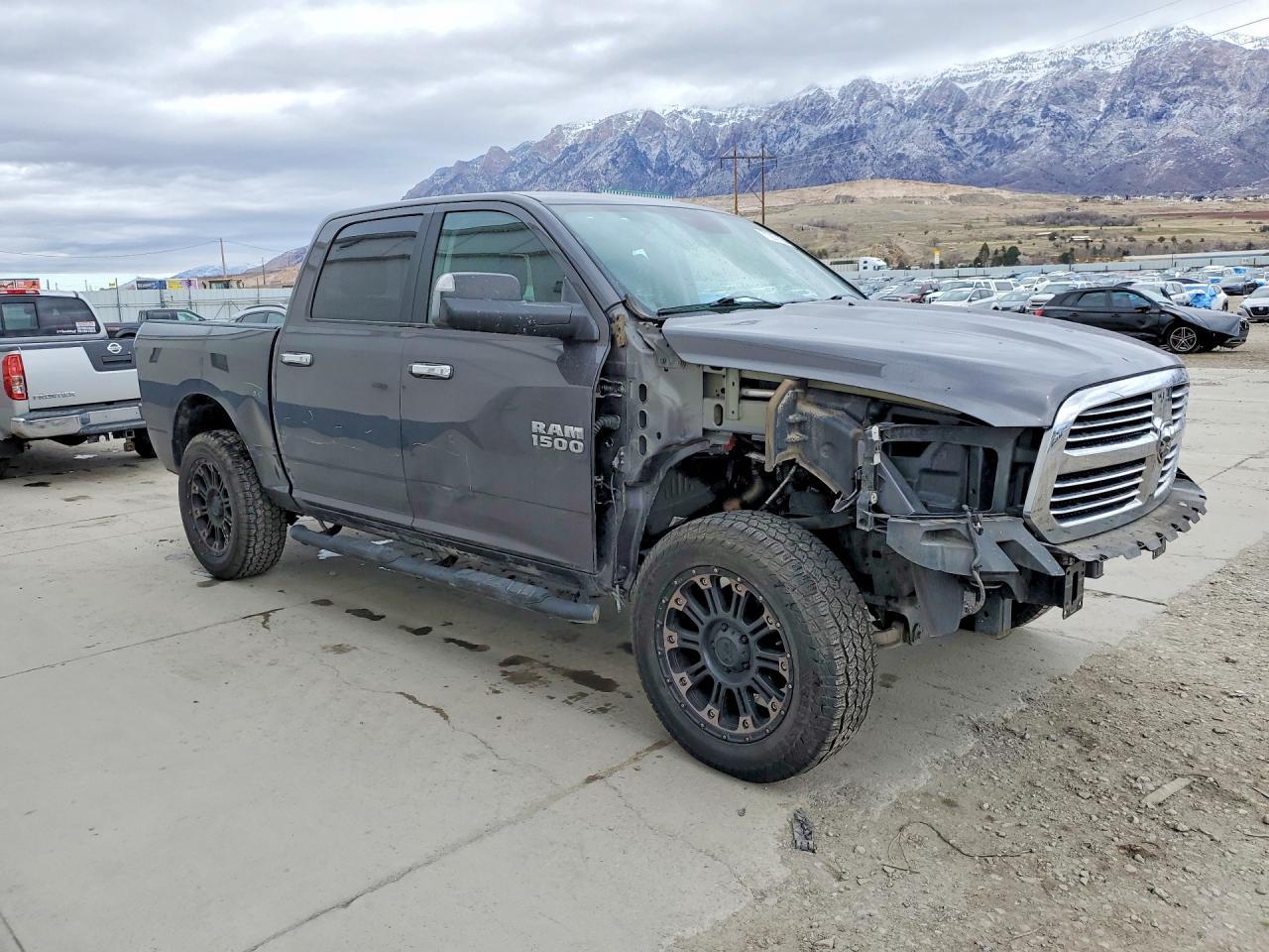 2017 Dodge Ram 1500 slt