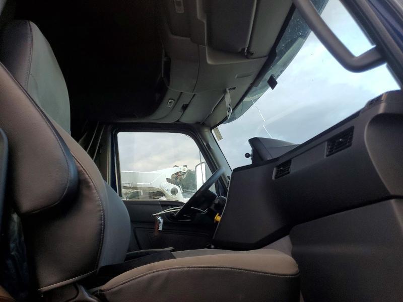 2018 International LT625 Semi Truck