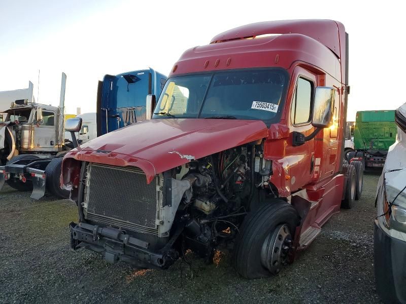 2018 Freightliner Cascadia 125 Semi Truck