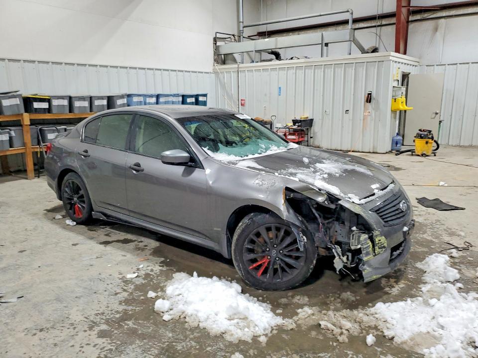 2013 Infiniti G37