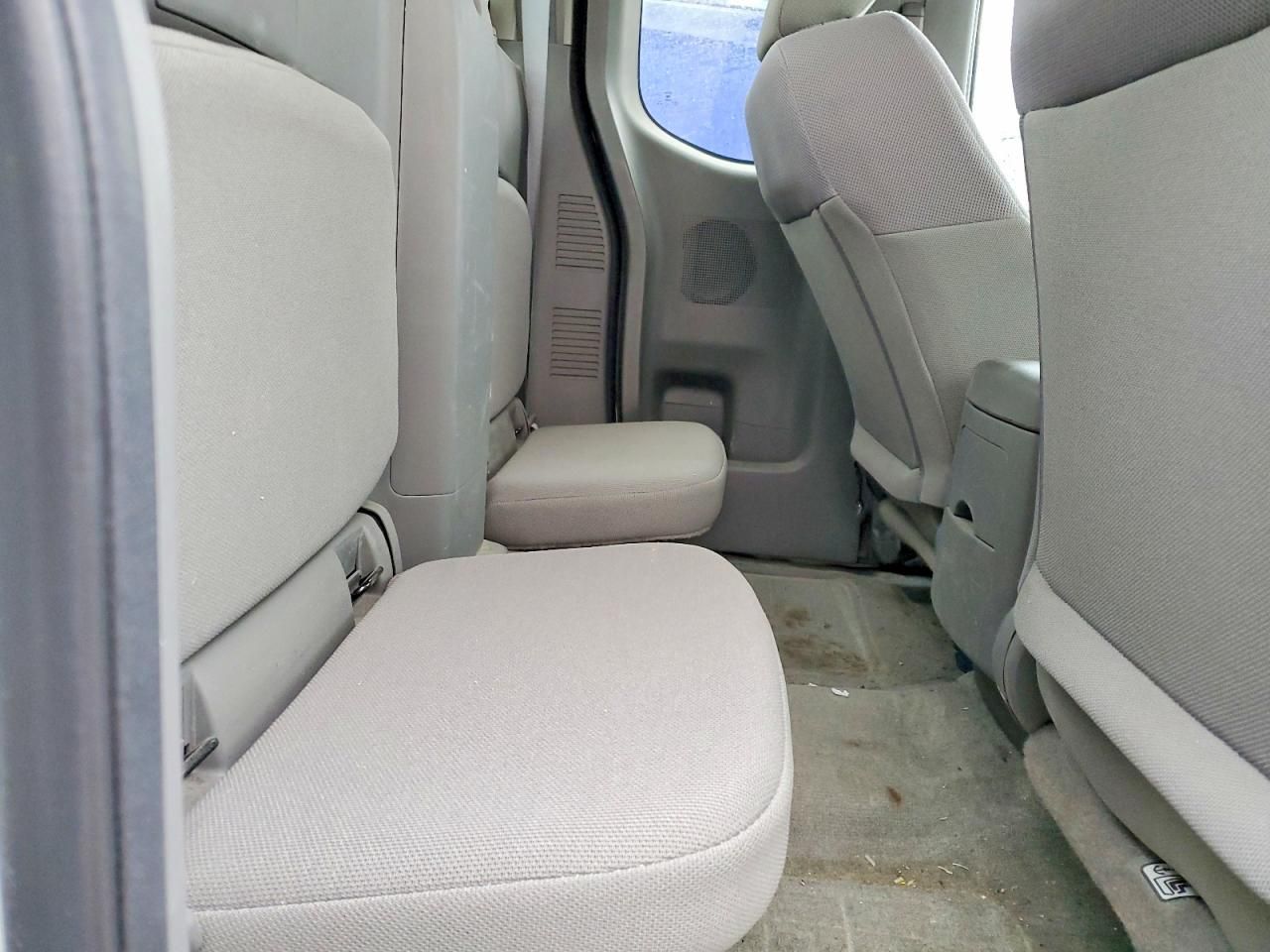 2015 Nissan Frontier S