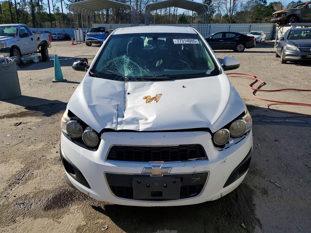 2016 Chevrolet Sonic ls