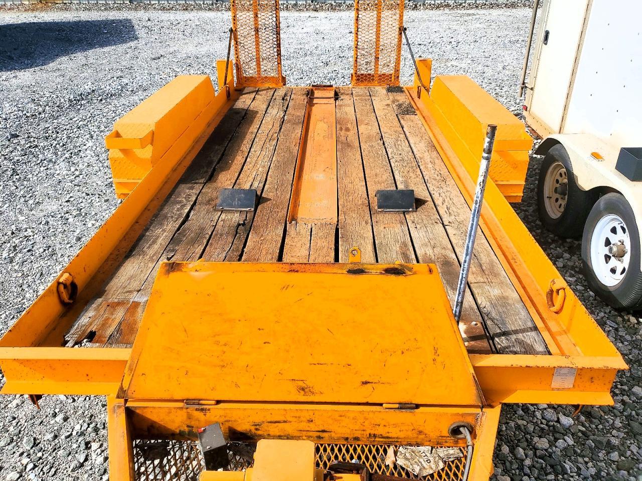 2020 Lucon 5T142BW-HDP Equipment Trailer