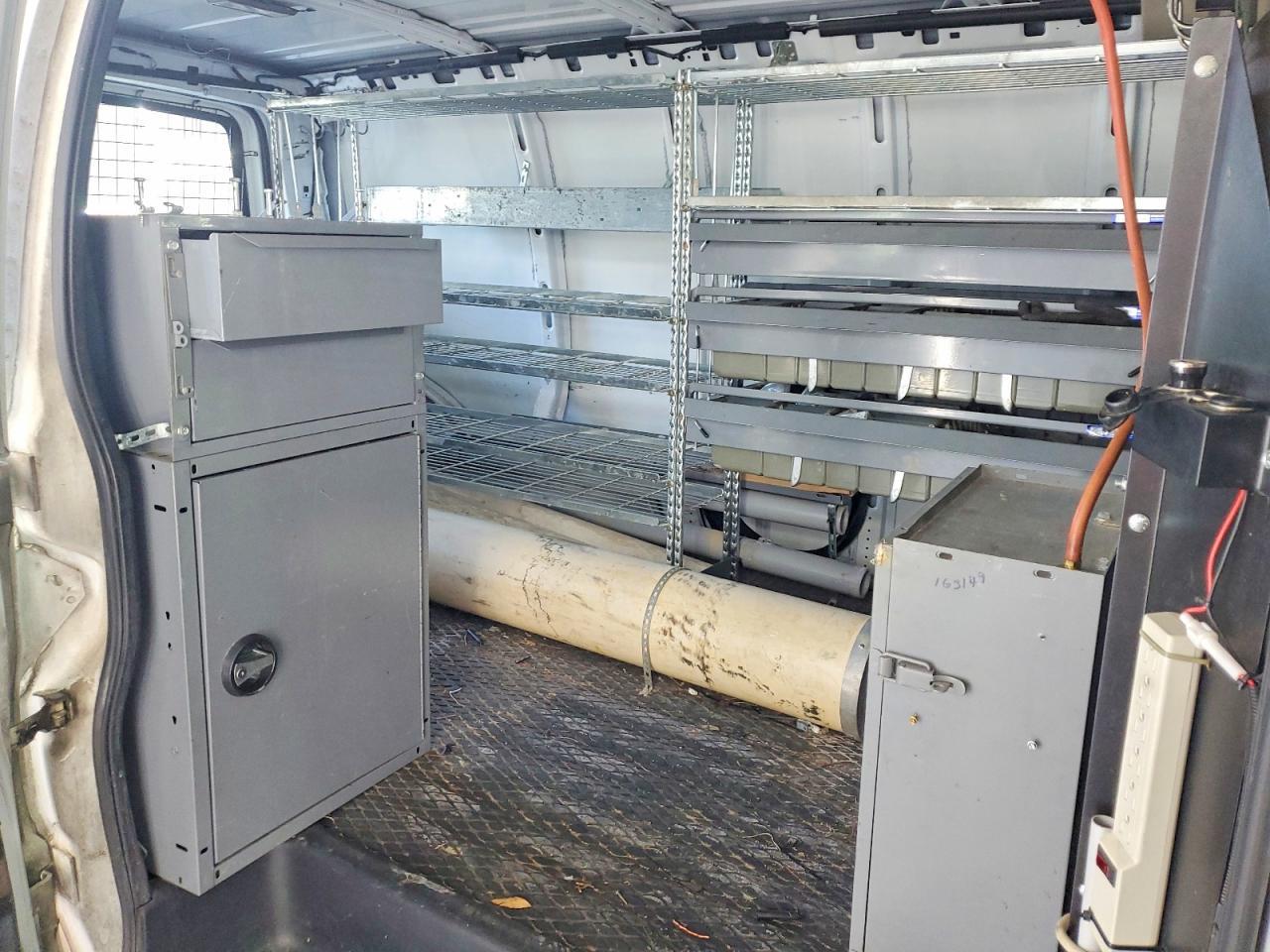 2006 Chev Rolet Express 2500 Utility / Service Van