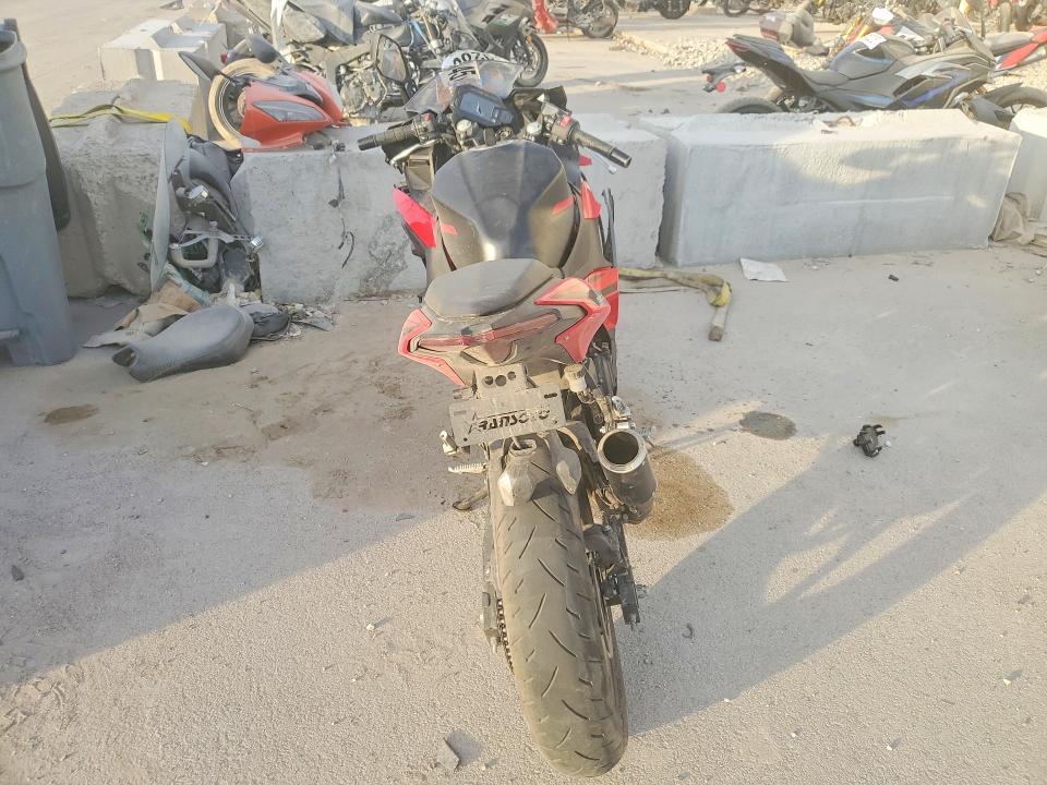 2025 Kawasaki EX500
