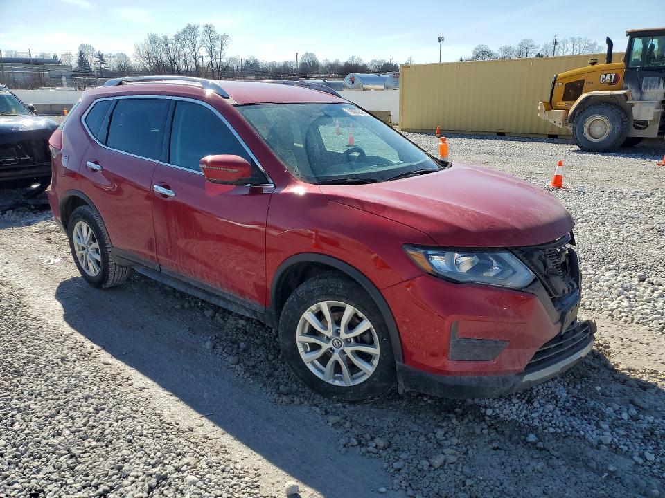 2017 Nissan Rogue sv