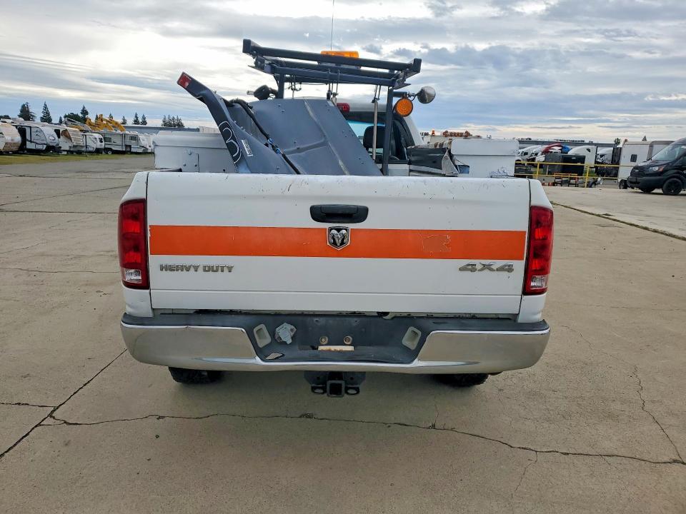 2005 Dodge RAM 2500 ST