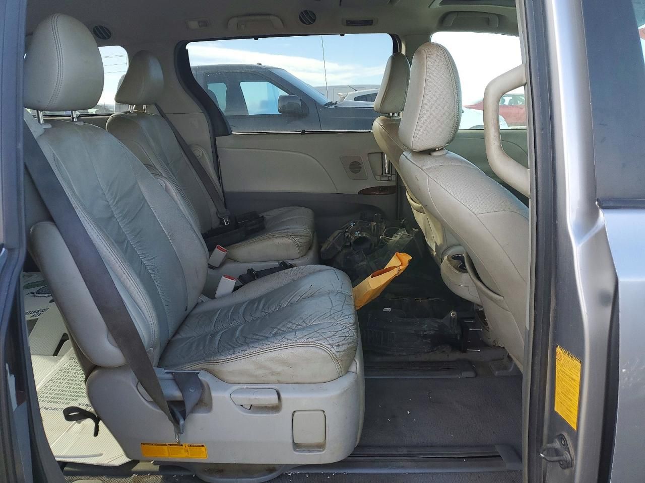 2011 Toyota Sienna xle