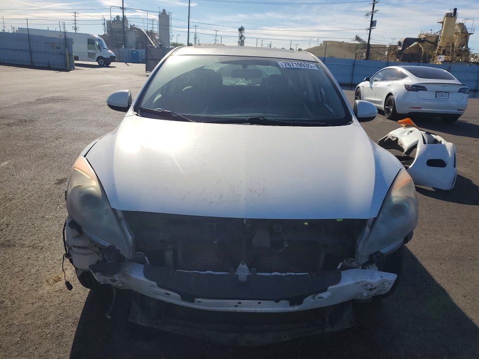 2013 Mazda 3 I