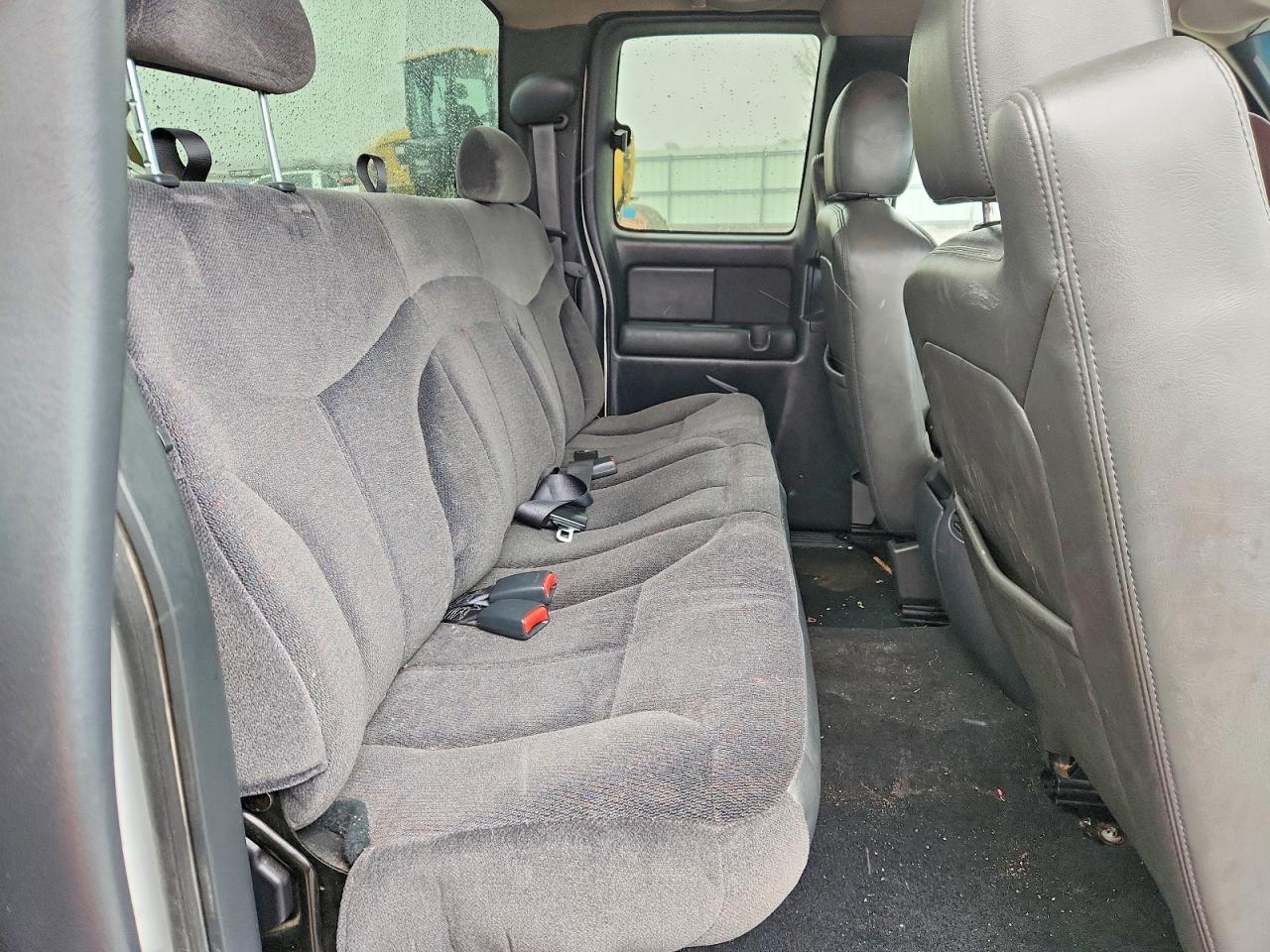 2002 GMC New Sierra C3500